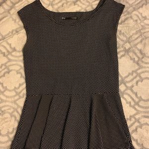 Maurices Peplum Top with Key Hole Back, Sz M
